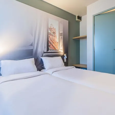 Hotell Strasbourg Sud 2*